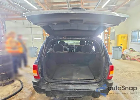 2000 Jeep Grand Cherokee Laredo z USA, uszkodzony, nr VIN 1J4GW48S1YC304503